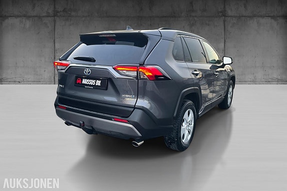Toyota RAV4 5 of 30