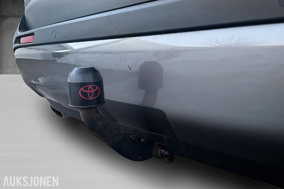 Toyota RAV4 30 of 30