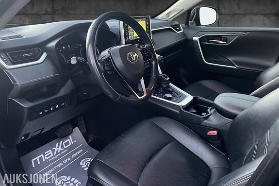 Toyota RAV4 11 of 30