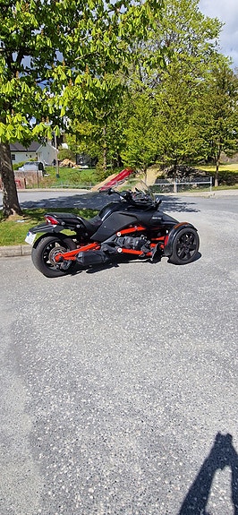 Can-Am Spyder F3-S 2 of 17
