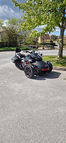 Can-Am Spyder F3-S 6 of 17