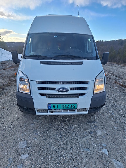 Ford Transit 4 of 12
