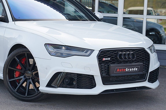 Audi RS6 2 of 25
