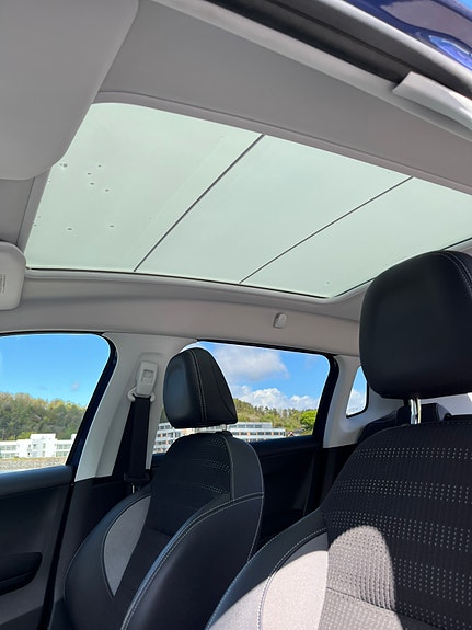 Peugeot 2008 16 of 16