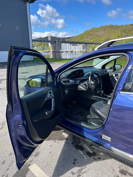 Peugeot 2008 6 of 16