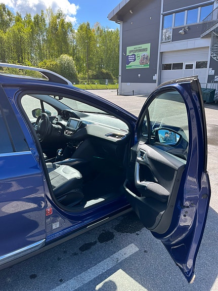 Peugeot 2008 8 of 16