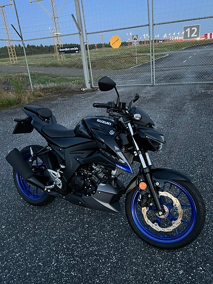 Suzuki GSX-S 125 4 of 5