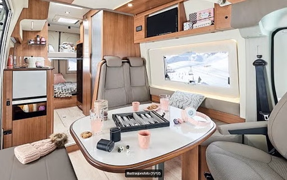 Dreamer Bybobil til leie | Romslig | Automat | 5 soveplasser | Under 6 meter | Familievennlig 8 of 12