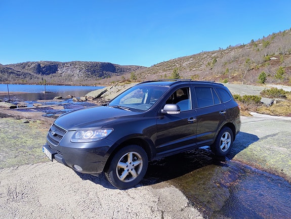 Hyundai Santa Fe 3 of 5