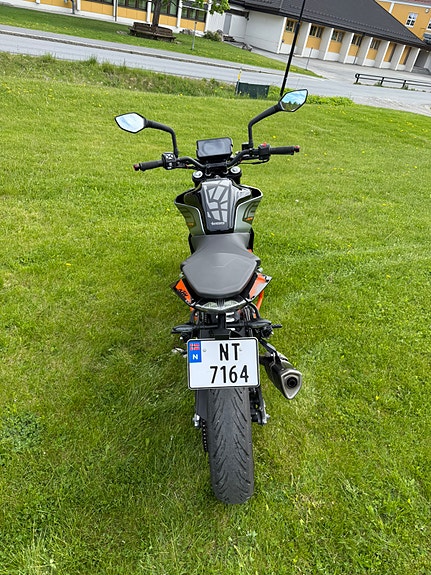 KTM 125 Duke 4 of 21