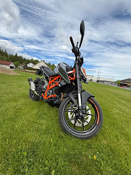 KTM 125 Duke 19 of 21