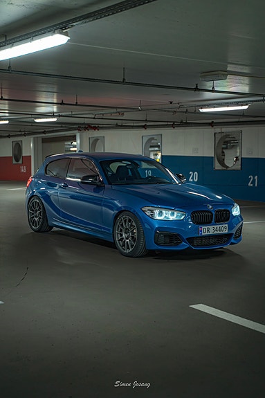BMW M140i 4 of 5