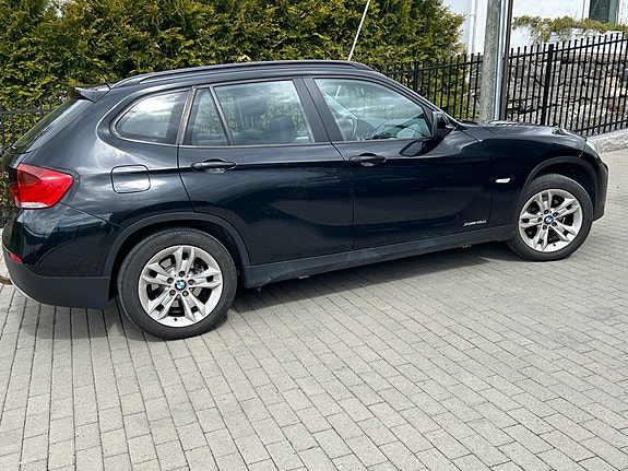 BMW X1 2 of 9