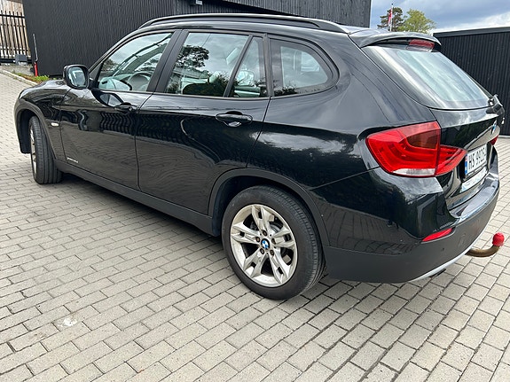 BMW X1 4 of 9