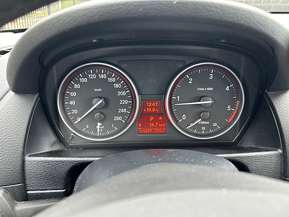 BMW X1 7 of 9