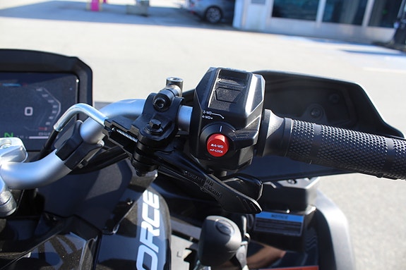 CFMOTO CFORCE 1000 Touring 11 of 15