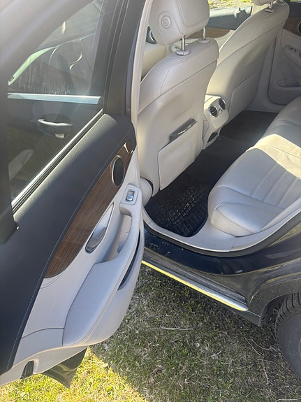 Mercedes-Benz C220 11 of 28