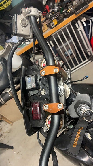Yamaha DT 125 X 8 of 8