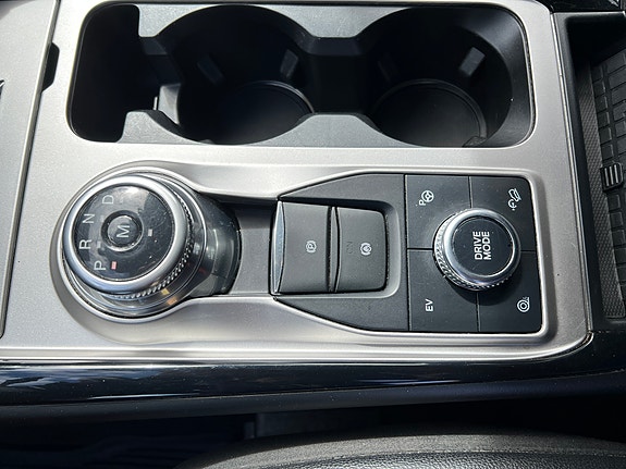 Ford Explorer 30 of 30