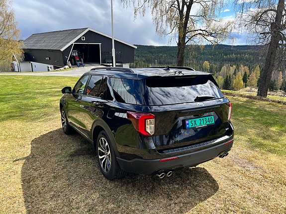 Ford Explorer 6 of 30
