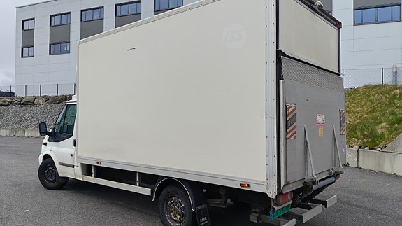 Ford Transit 8 of 17