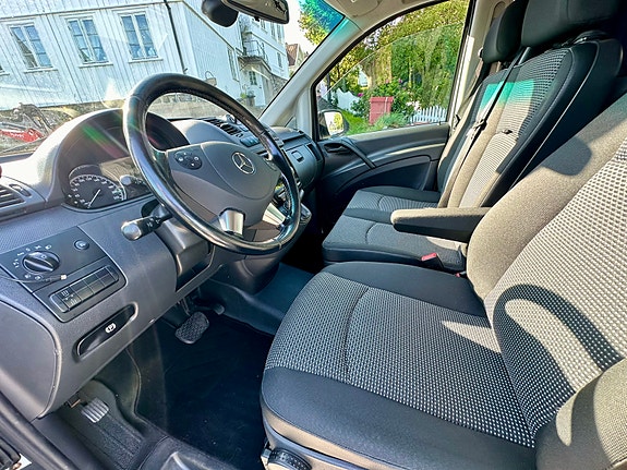Mercedes-Benz VITO 8 of 30
