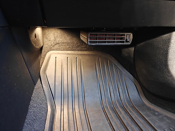 BMW 220d 21 of 26