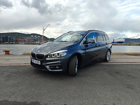BMW 220d 3 of 26