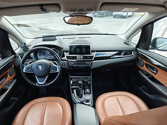 BMW 220d 6 of 26