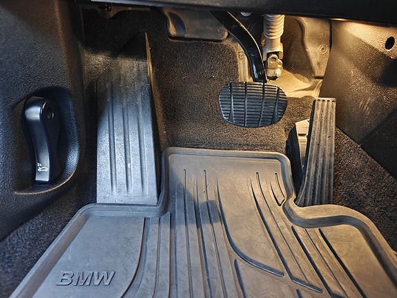 BMW 220d 20 of 26