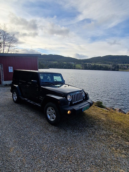 Jeep Wrangler 15 of 30