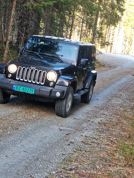 Jeep Wrangler 2 of 30