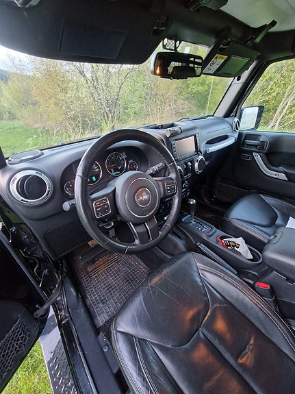 Jeep Wrangler 30 of 30