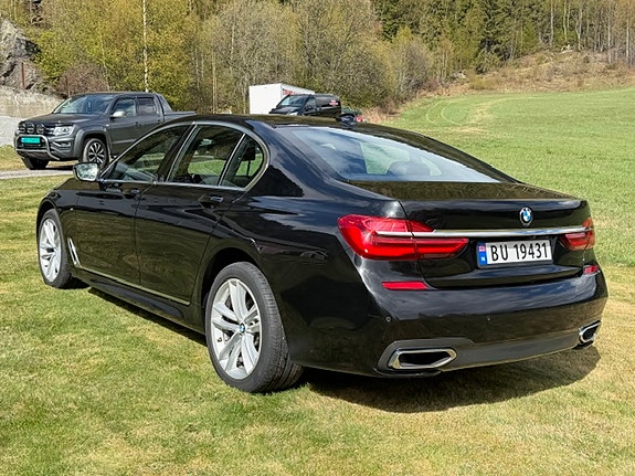 BMW 730d 4 of 16