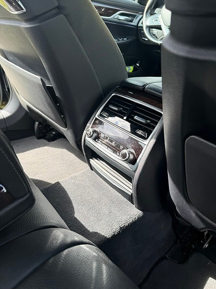 BMW 730d 12 of 16