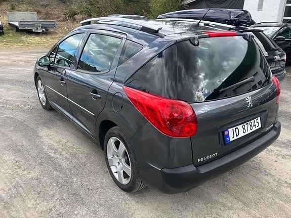 Peugeot 207 3 of 5