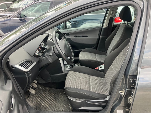 Peugeot 207 5 of 5