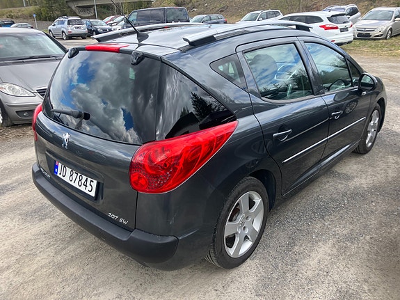 Peugeot 207 4 of 5
