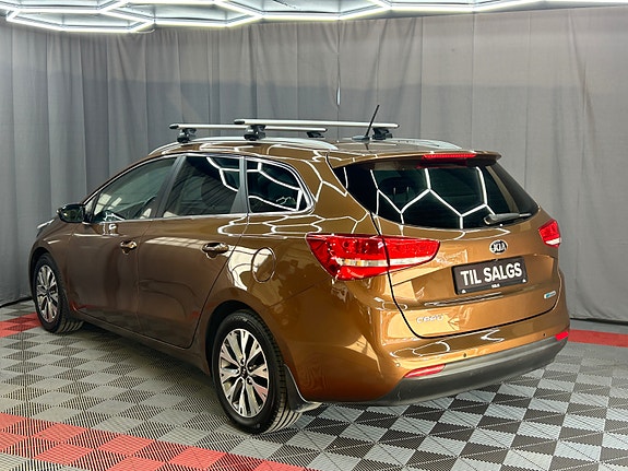 Kia Ceed 5 of 5