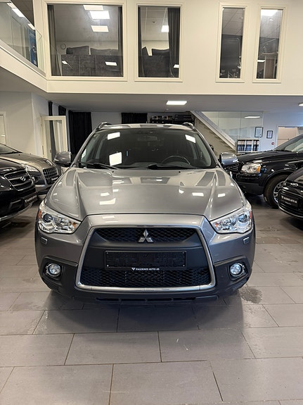 Mitsubishi ASX 2 of 17