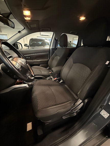 Mitsubishi ASX 7 of 17