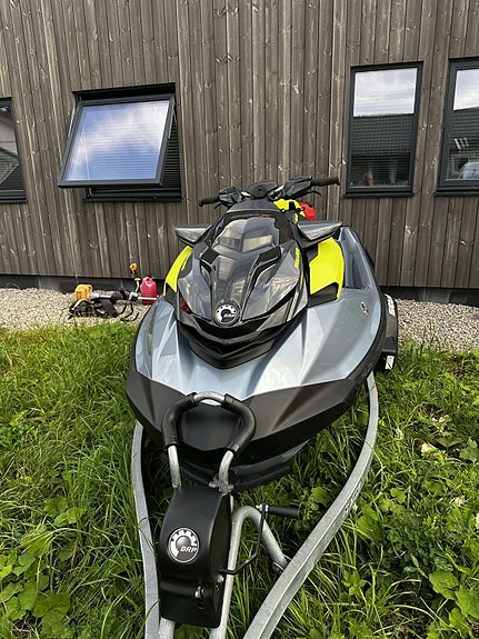 Seadoo RXP X RS 325 5 of 10