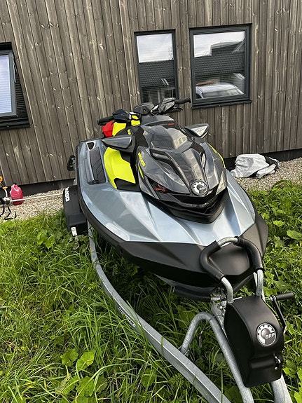 Seadoo RXP X RS 325 9 of 10
