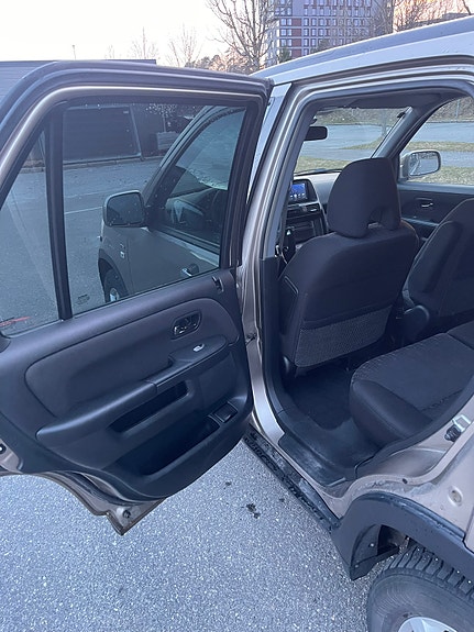 Honda CR-V 17 of 28
