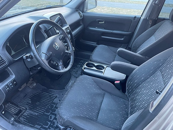 Honda CR-V 9 of 28