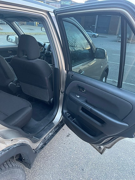 Honda CR-V 19 of 28