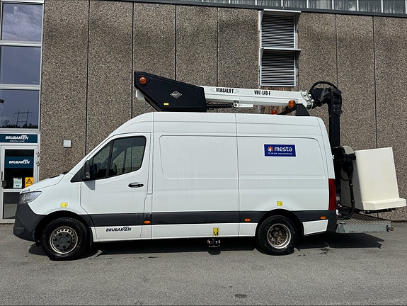 Versalift VDT-170-F  62750