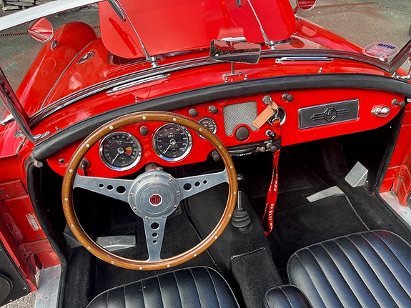 MG 7 of 23