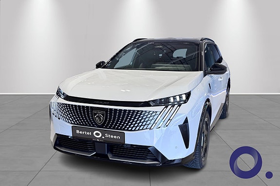 Peugeot e-5008 2 of 5