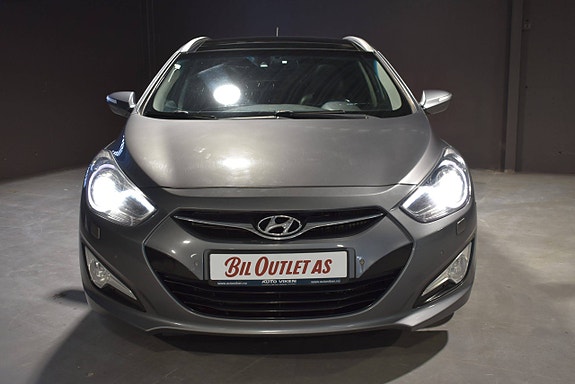 Hyundai i40 2 of 5